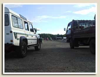 voitures sur le port