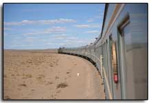 le Transsibérien roule en plein désert