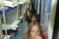 Dans le train, il y a des strapontins ou des couchettes